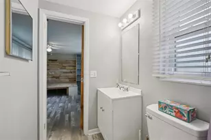 907 S Florida Ave, Tarpon Springs, FL 34689 - Photo 32