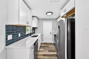 3439 Paloma Dr, Holiday, FL 34690 - Photo 6