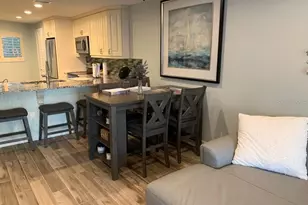 610 Island Way, Clearwater Beach, FL 33767 - Photo 8