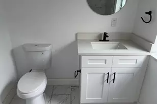 5813 N 15th St, Tampa, FL 33610 - Photo 8