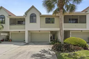 621 Duchess Blvd, Dunedin, FL 34698 - Photo 1