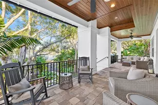 1936 Coffee Pot Blvd NE, Saint Petersburg, FL 33704 - Photo 10