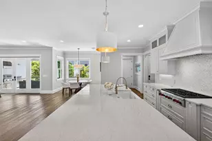 1936 Coffee Pot Blvd NE, Saint Petersburg, FL 33704 - Photo 40