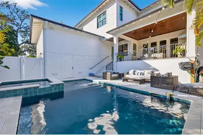 1936 Coffee Pot Boulevard NE, Saint Petersburg, FL 33704 - Photo 18