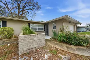 3372 Keene Park Dr, Largo, FL 33771 - Photo 2