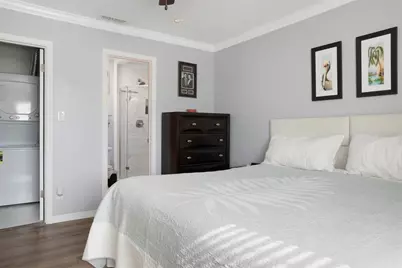 215 Seahorse Drive SE #D, Saint Petersburg, FL 33705 - Photo 14