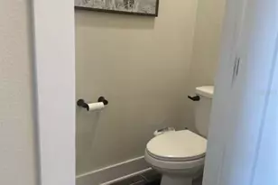 1249 Savona Dr NE, Saint Petersburg, FL 33702 - Photo 18