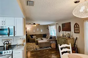 7366 Monterey Blvd, Tampa, FL 33625 - Photo 16