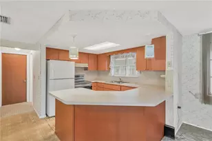 7004 Brentwood Dr, Port Richey, FL 34668 - Photo 8