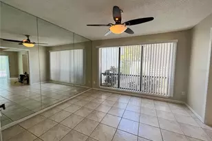 3207 Tarabrook Dr, Tampa, FL 33618 - Photo 14