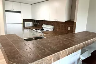 880 Mandalay Ave, Clearwater Beach, FL 33767 - Photo 10