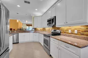 15816 Aurora Lake Cir, Wimauma, FL 33598 - Photo 14