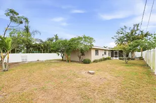 5736 Lime Way, Seminole, FL 33772 - Photo 4