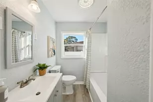 2320 East Harbor Dr S, Saint Petersburg, FL 33705 - Photo 6
