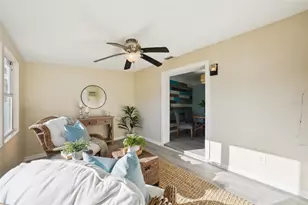 2320 East Harbor Dr S, Saint Petersburg, FL 33705 - Photo 28