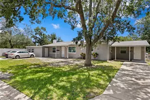 487 89th Ave N, Saint Petersburg, FL 33702 - Photo 1