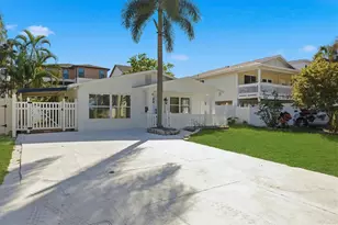 1734 Maryland Ave NE, Saint Petersburg, FL 33703 - Photo 2