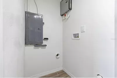 1734 Maryland Avenue NE, Saint Petersburg, FL 33703 - Photo 16