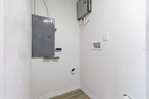 1734 Maryland Ave NE, Saint Petersburg, FL 33703 - Photo 16