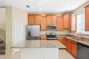 6433 Torrington Cir, Lakeland, FL 33811 - Photo 6