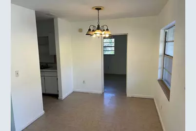 7001 32nd Avenue S, Tampa, FL 33619 - Photo 6