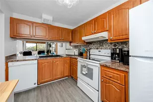 6113 Palma Del Mar Blvd S, Saint Petersburg, FL 33715 - Photo 12