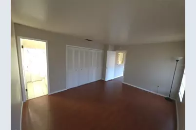 7604 N Sanibel Circle, Temple Terrace, FL 33637 - Photo 10
