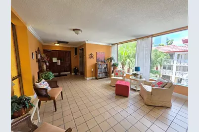 1012 Pearce Drive #304, Clearwater, FL 33764 - Photo 2