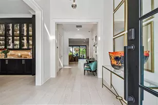 2915 W Harbor View Ave, Tampa, FL 33611 - Photo 10