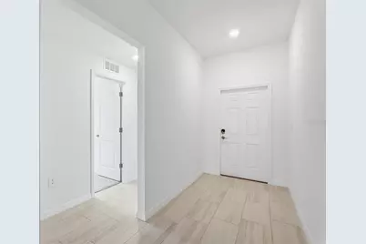 8808 Bay Leaf Drive, Parrish, FL 34219 - Photo 4