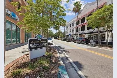 614 Pine Street, Safety Harbor, FL 34695 - Photo 14