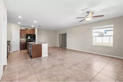 17201 Beach Buttercup Place, Wimauma, FL 33598 - Photo 4