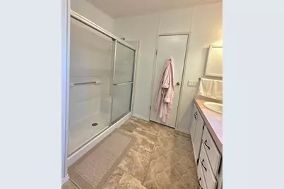 5350 Amanda Street, Zephyrhills, FL 33542 - Photo 40