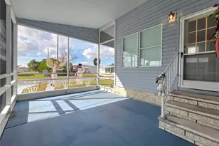 5350 Amanda St, Zephyrhills, FL 33542 - Photo 8