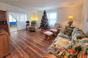 5350 Amanda St, Zephyrhills, FL 33542 - Photo 22