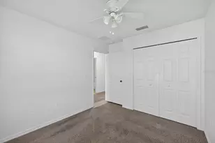 1513 Water Terrace Ln, Brandon, FL 33511 - Photo 32