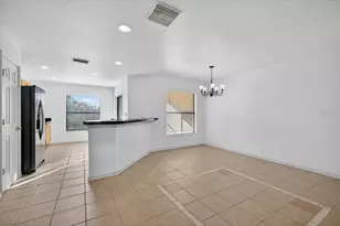 1513 Water Terrace Ln, Brandon, FL 33511 - Photo 2