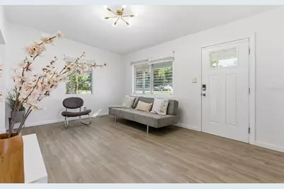 5481 47th Avenue N, Saint Petersburg, FL 33709 - Photo 8