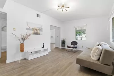 5481 47th Avenue N, Saint Petersburg, FL 33709 - Photo 6