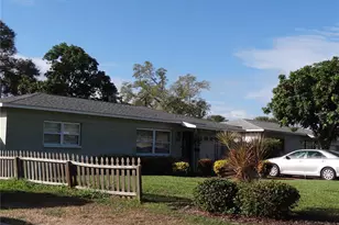 3000 28th Ave N, Saint Petersburg, FL 33713 - Photo 2