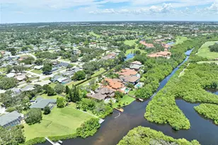 8707 Silverthorn Rd, Seminole, FL 33777 - Photo 54