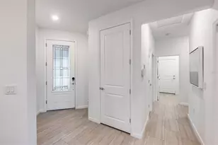 29064 Coral Harbour Dr, Englewood, FL 34223 - Photo 14