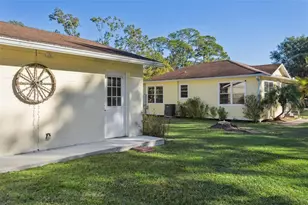 8132 Honeybee Ln, Tampa, FL 33635 - Photo 24