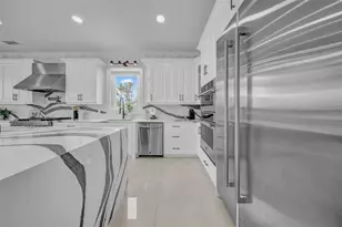 124 Leeward Island, Clearwater Beach, FL 33767 - Photo 26