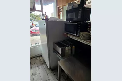 118 E Tarpon Avenue, Tarpon Springs, FL 34689 - Photo 12