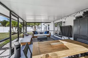 1729 Lk Crst Ave, Brandon, FL 33510 - Photo 36