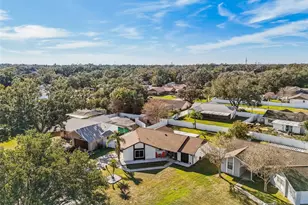 1729 Lk Crst Ave, Brandon, FL 33510 - Photo 50