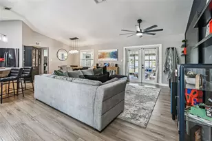 1729 Lk Crst Ave, Brandon, FL 33510 - Photo 4