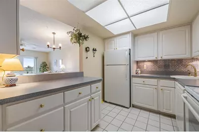 4900 Brittany Drive S #805, Saint Petersburg, FL 33715 - Photo 28