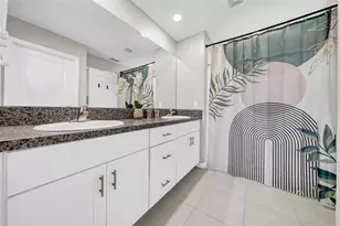 31440 Barrel Wave Way, Wesley Chapel, FL 33545 - Photo 28